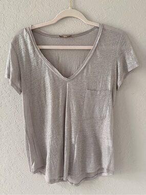 Anthropologie Bordeaux Metallic Silver 100% Linen V Neck Pocket Tee M